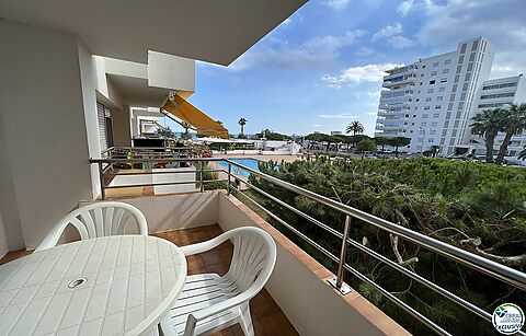 BEAUTIFUL FRONTLINE APARTMENT WITH POOL VIEW