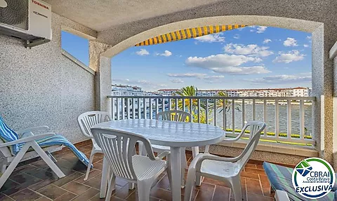 SANT MAURICI Apartament d´un dormitori amb gran terrassa i amb immillorables vistes al canal
