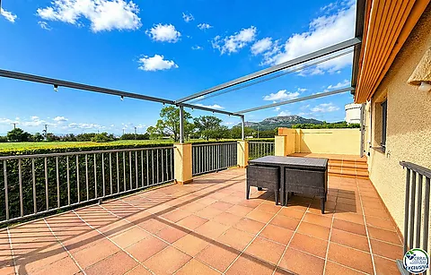 Charmante maison avec 4 vents, un grand terrain et une vue sur le Montgrí à Torre Gran (L’Estartit)