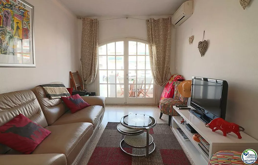 Casa adossada amb amarratge privat 10mx3m a Porto Fino, Empuriabrava