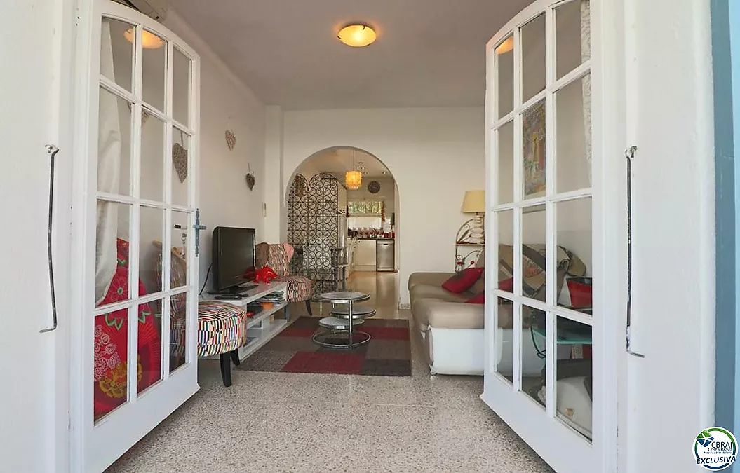 Casa adossada amb amarratge privat 10mx3m a Porto Fino, Empuriabrava