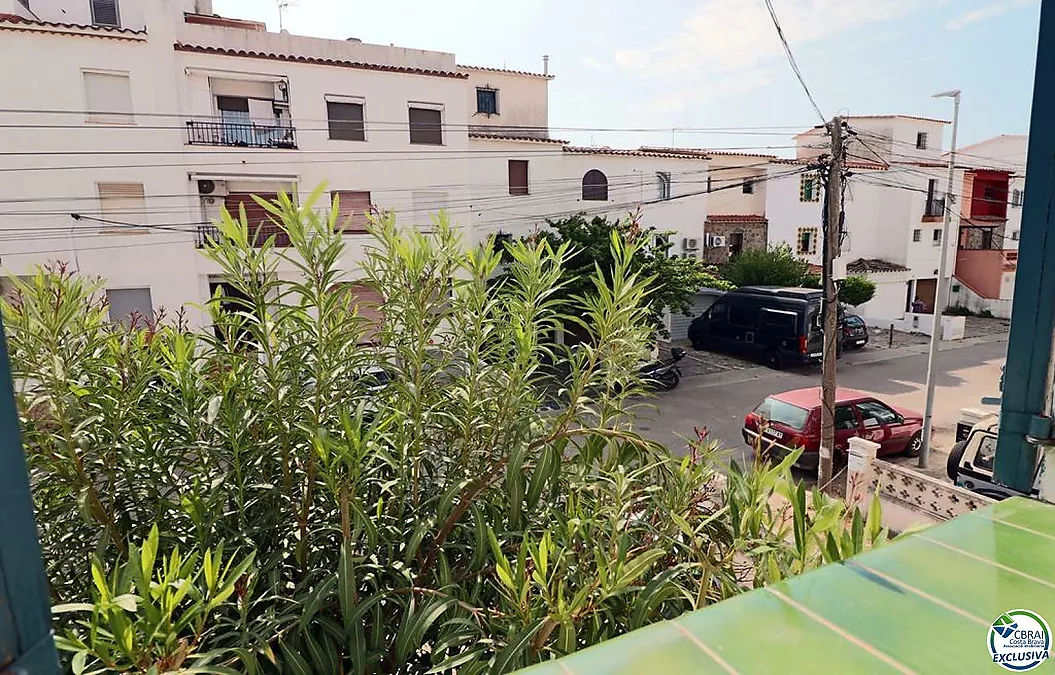 Casa adossada amb amarratge privat 10mx3m a Porto Fino, Empuriabrava