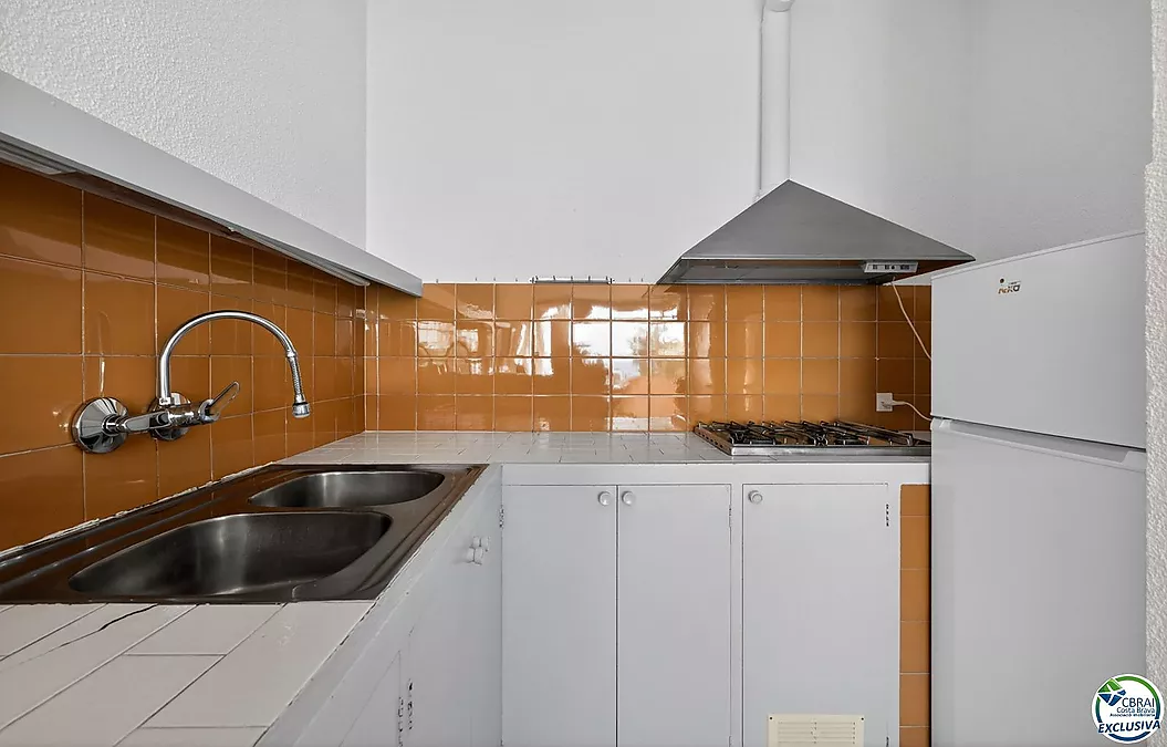 SEA VIEW VILLA IN CANYELLES: PRIVACY, NATURAL LIGHT AND THE MEDITERRANEAN TAKING CENTER STAGE