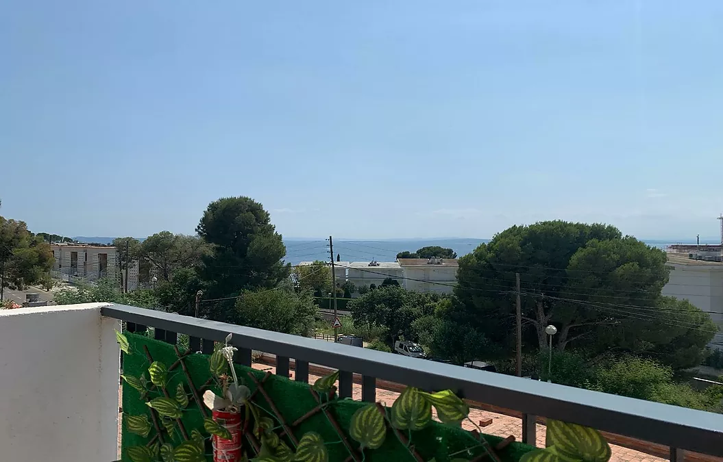 TRÈS BEL APPARTEMENT VUE MER A L ALMADRAVA ROSAS