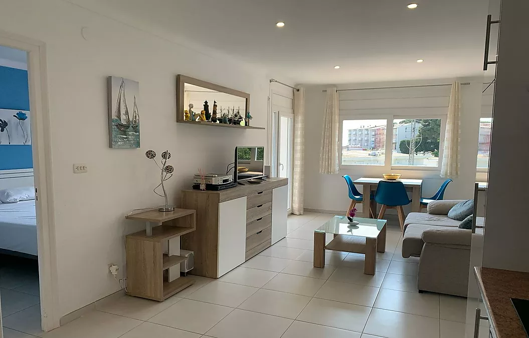 TRÈS BEL APPARTEMENT VUE MER A L ALMADRAVA ROSAS