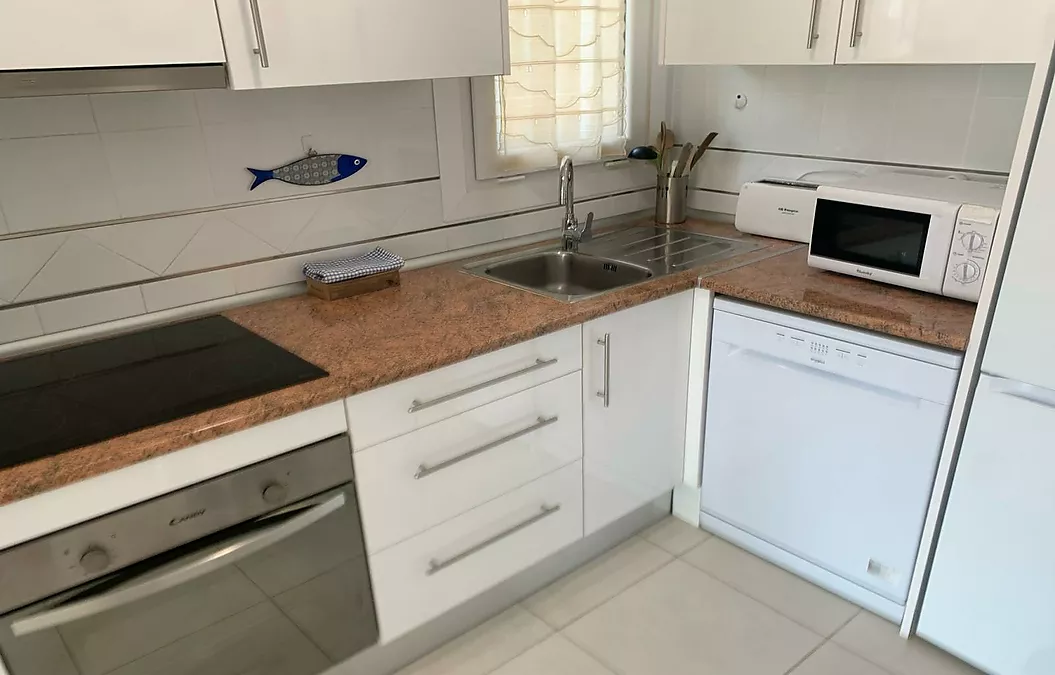 TRÈS BEL APPARTEMENT VUE MER A L ALMADRAVA ROSAS