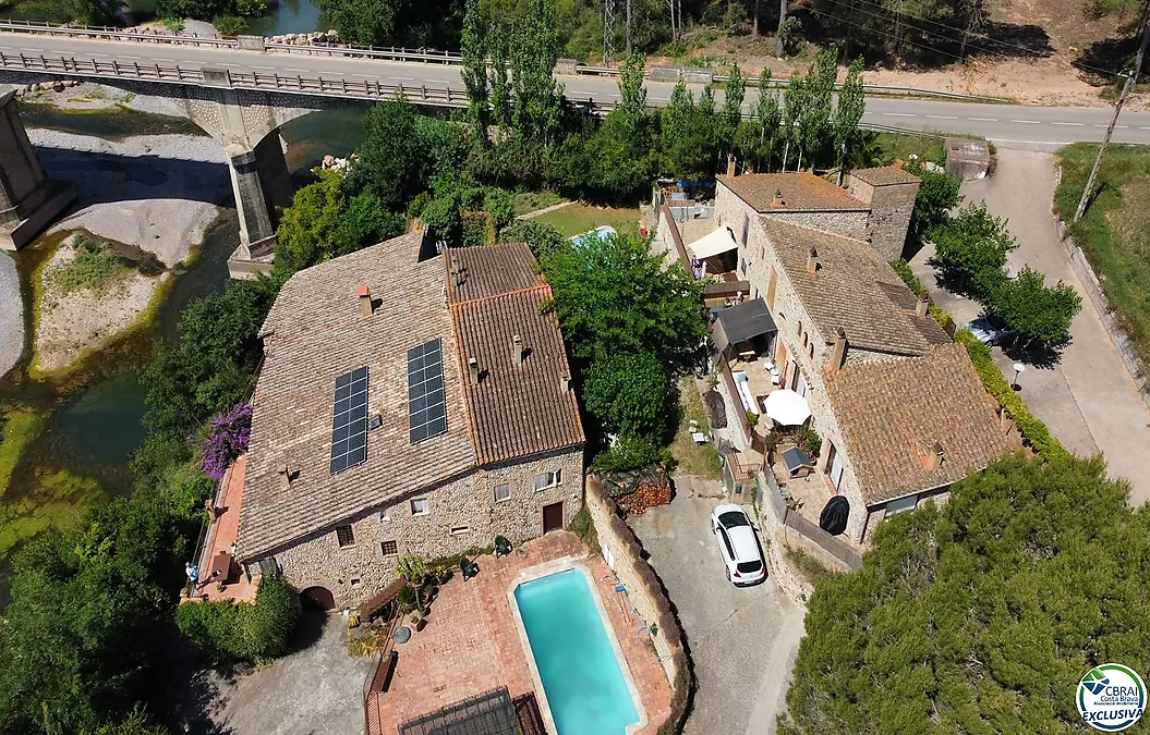 Exclusive Historic Estate in Alt Empordà with 7 Residences, Rural Tourism Licence and Established Profitability