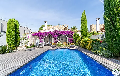 Eleganz, Komfort und Energieeffizienz in privilegierter Lage an der Costa Brava