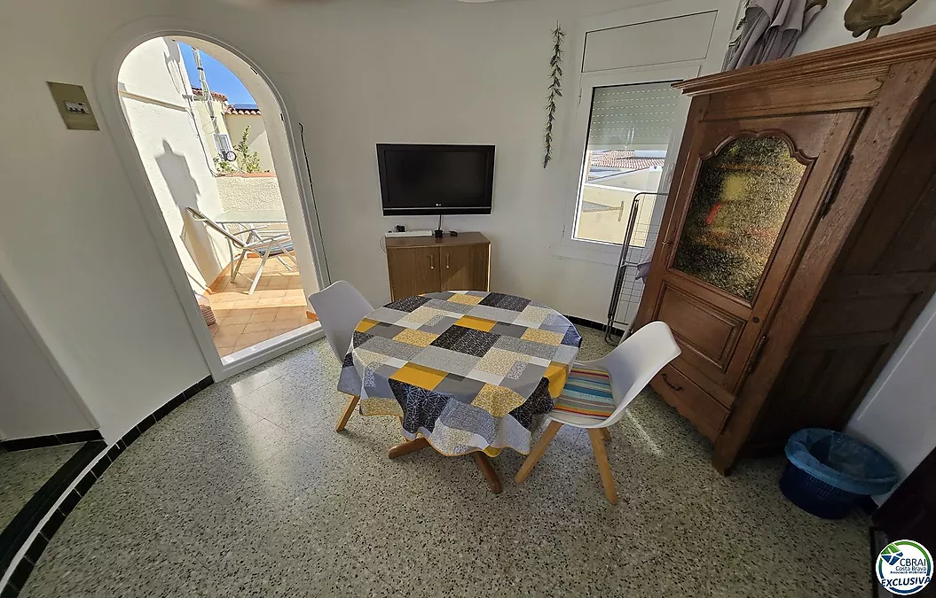 Haus mit Pool und Touristenlizenz – Ortsteil Peni