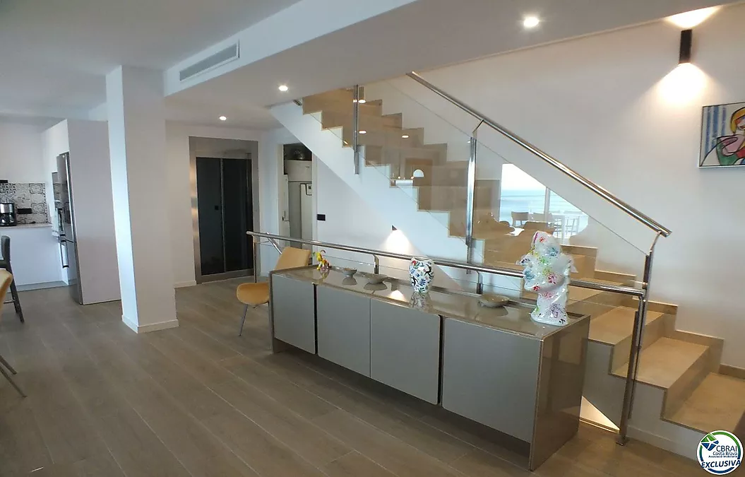 Maison Roses 4 Stück 250 m2