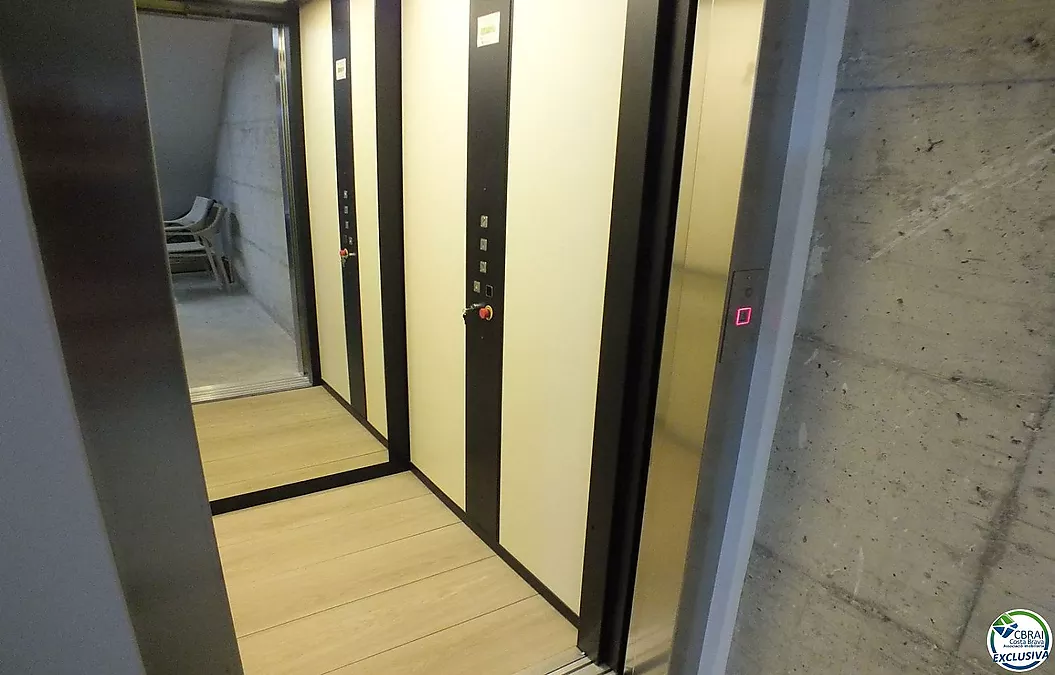 Maison Roses 4 Stück 250 m2