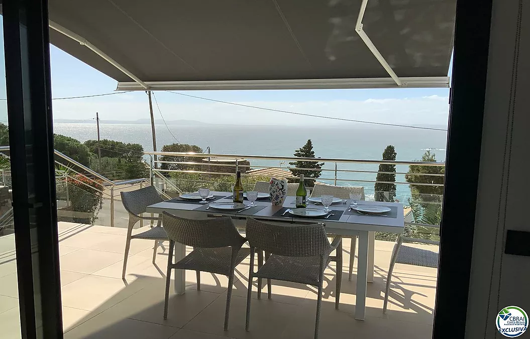 Maison Roses 4 Stück 250 m2