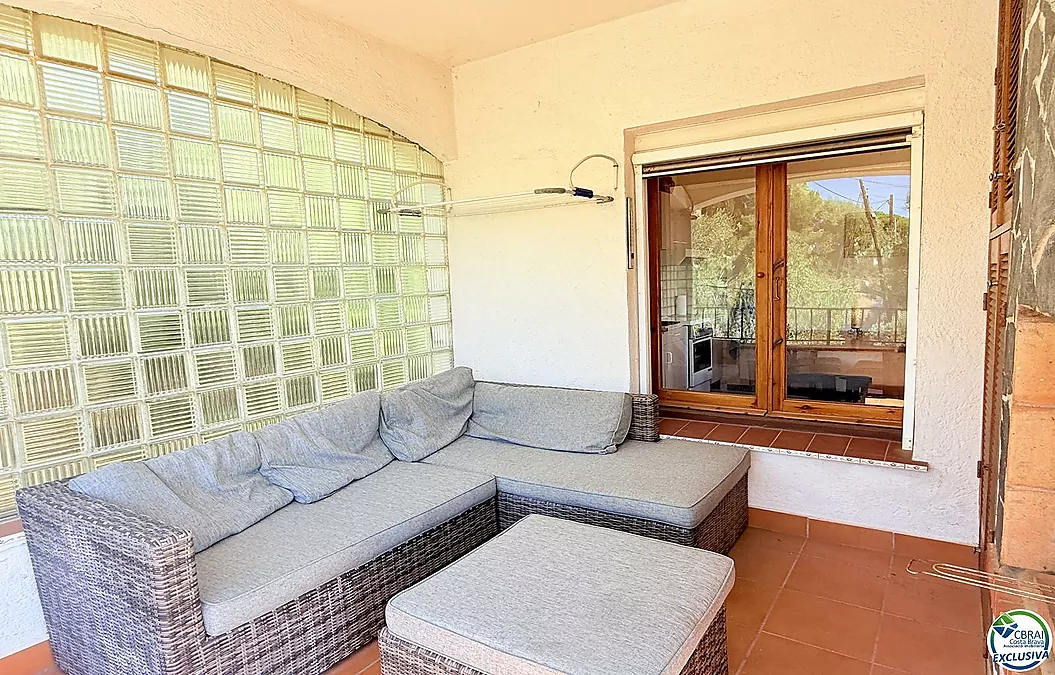 Petite maison avec vue sur mer et terrasse à Mas Fumats, Roses