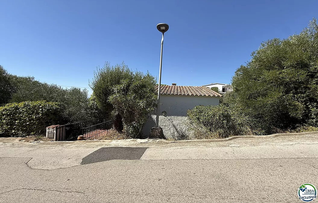 Petite maison avec vue sur mer et terrasse à Mas Fumats, Roses