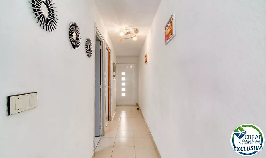 Appartement avec grande terrasse et vue sur la mer à Puig Rom, Roses