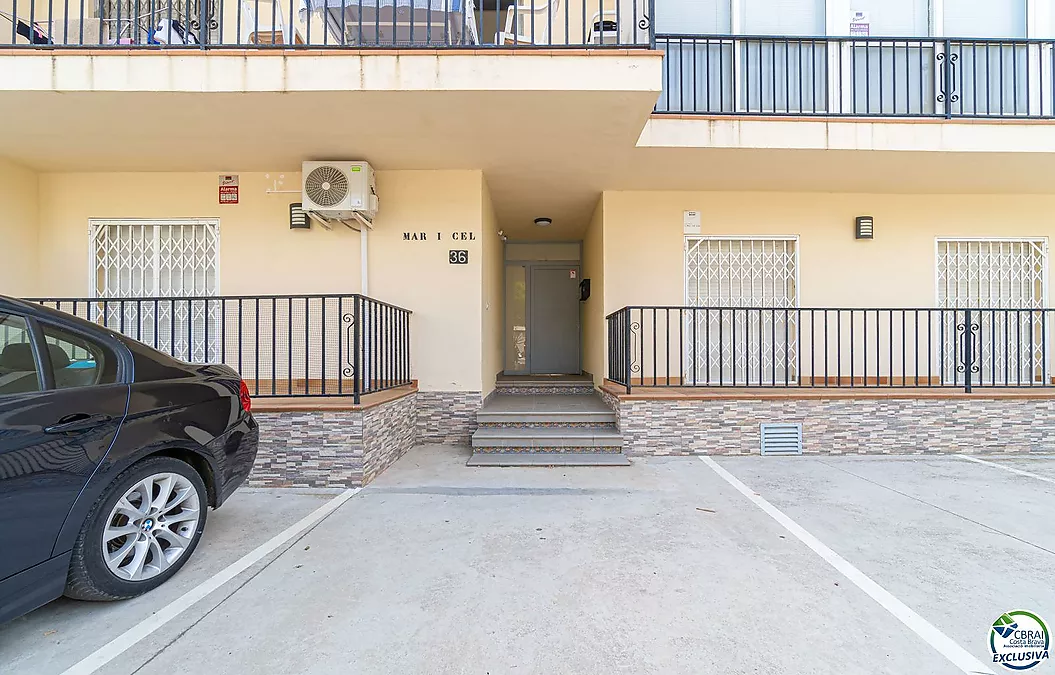 🌴 Wunderschöne Wohnung mit Terrasse und privatem Stellplatz – Salatar