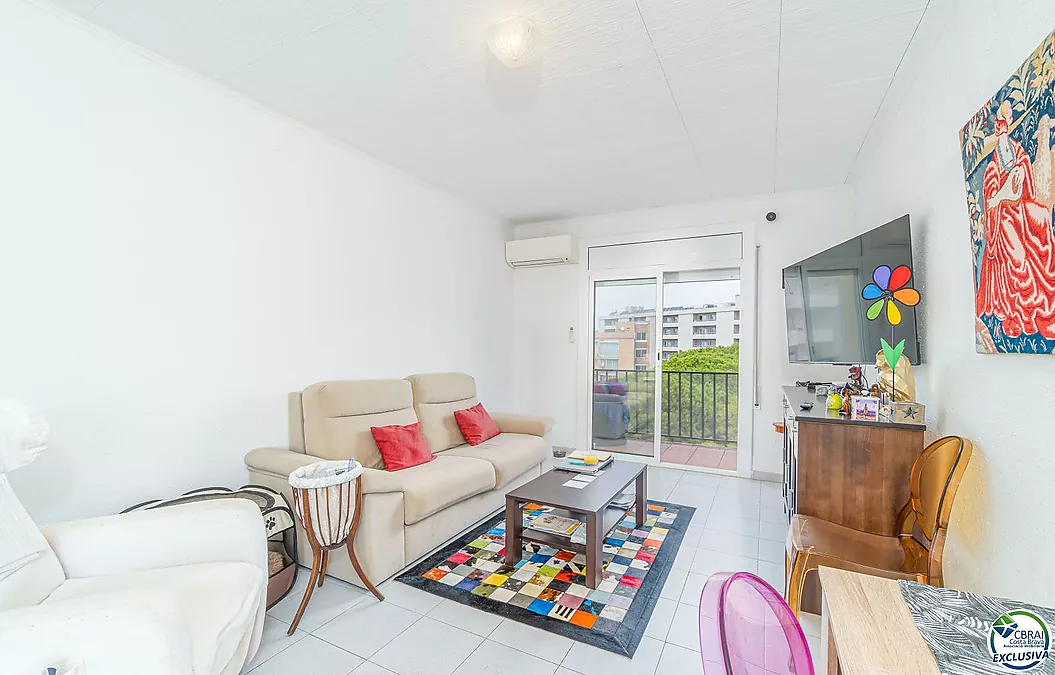🌴 Wunderschöne Wohnung mit Terrasse und privatem Stellplatz – Salatar