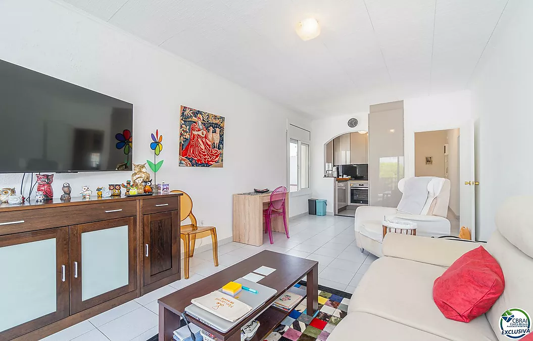 🌴 Wunderschöne Wohnung mit Terrasse und privatem Stellplatz – Salatar