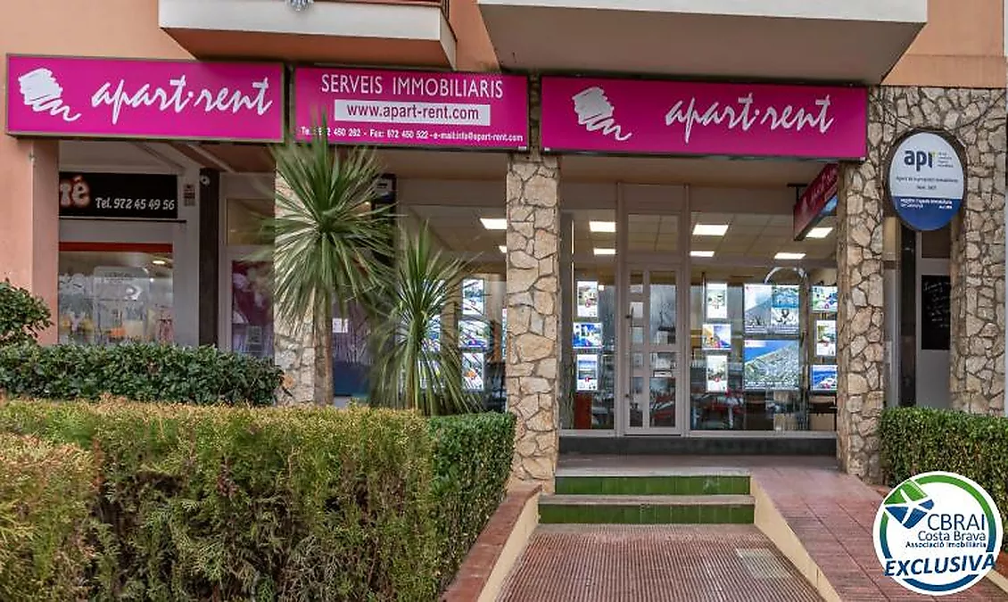 SANT MAURICI Casa independent reformada amb jardí: amplitud, confort i privacitat