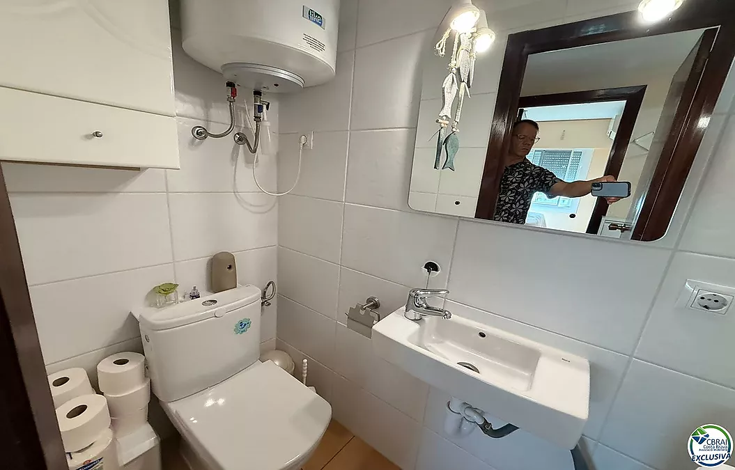Erste Meereslinie, spektakulärer Meerblick und komplett renoviert.