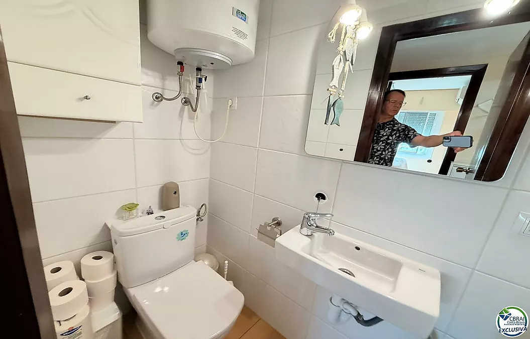 Erste Meereslinie, spektakulärer Meerblick und komplett renoviert.