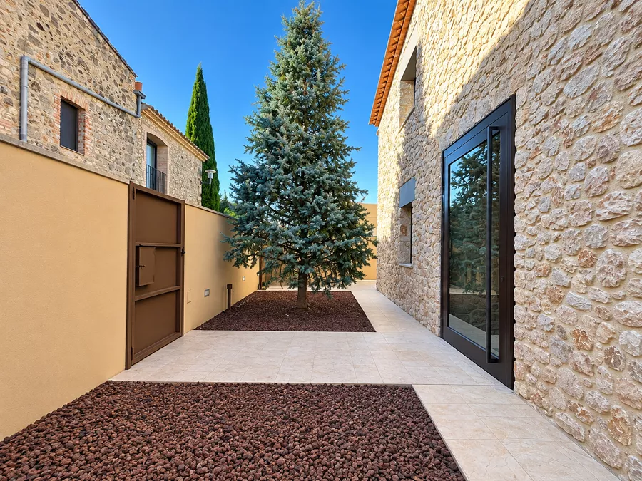 Sophisticated contemporary design villa with rustic touches, located in the heart of Alt Empordà.