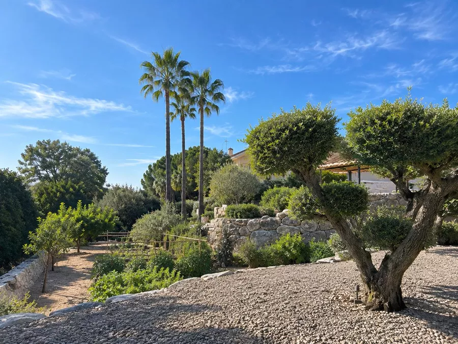 Sophisticated contemporary design villa with rustic touches, located in the heart of Alt Empordà.