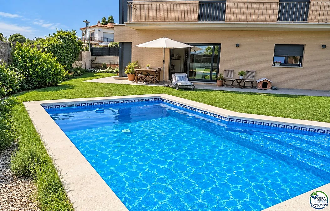 Casa unifamiliar en Las Garrigues, Roses