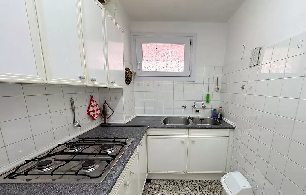 Helle Wohnung mit Terrasse — Oberste Etage, Santa Margarita, Roses