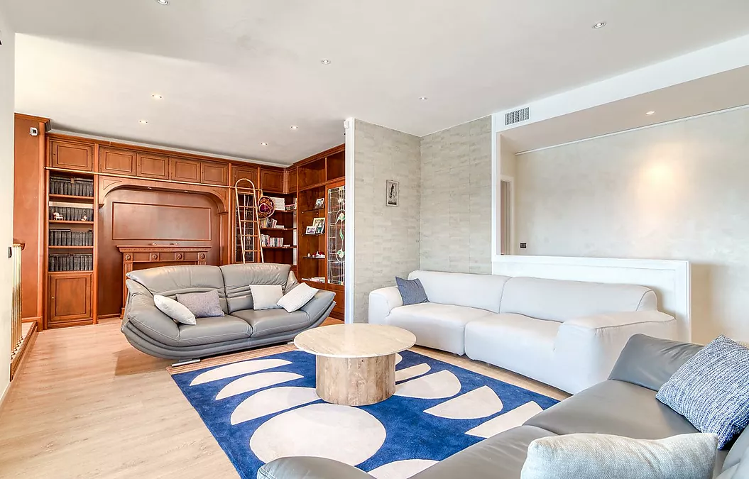 Designvilla mit Pool und spektakulärem Blick auf die Bucht von Roses – Palau-saverdera