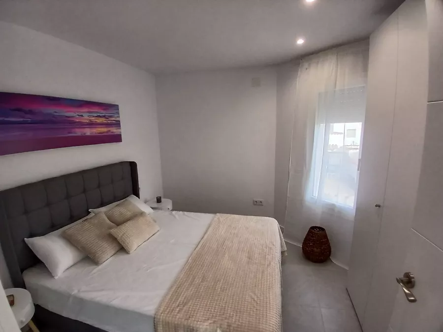 A la venda: un encantador pis al cor d'Empuriabrava, a la Costa Brava, amb 2 habitacions, totalment renovat.