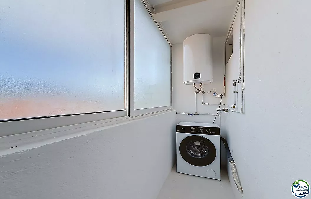 Apartament de 2 habitacions renovat amb terrassa a Santa Margarida, Roses