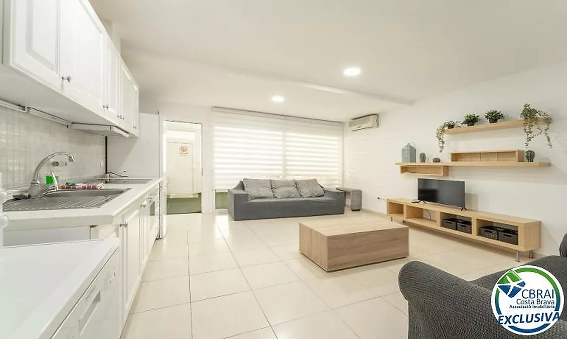 Modernes Erdgeschossapartment in Wohnanlage mit Gartenbereichen und Gemeinschaftspool
