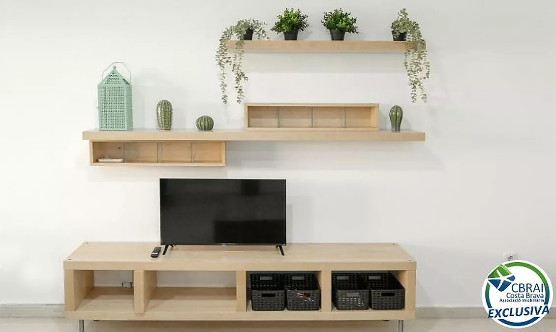 Modernes Erdgeschossapartment in Wohnanlage mit Gartenbereichen und Gemeinschaftspool