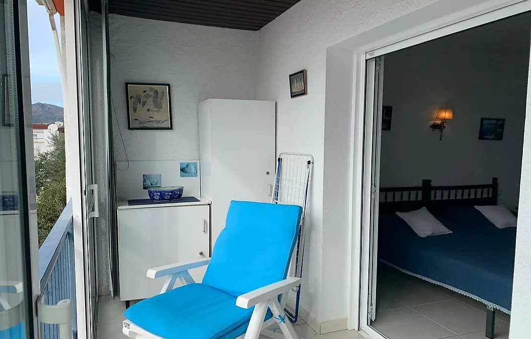 INCREÏBLE APARTAMENT A L'ÚLTIM PLANTA AMB VISTES AL MAR A ROSES, DAVANT DE LA PLATJA DE PALANGRERS