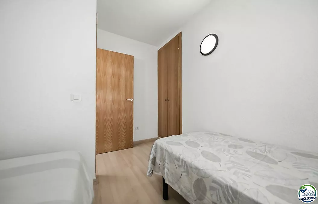 Attique 61 m², avec 60 m² de terrasses-solarium, LICENCE TOURISTI..