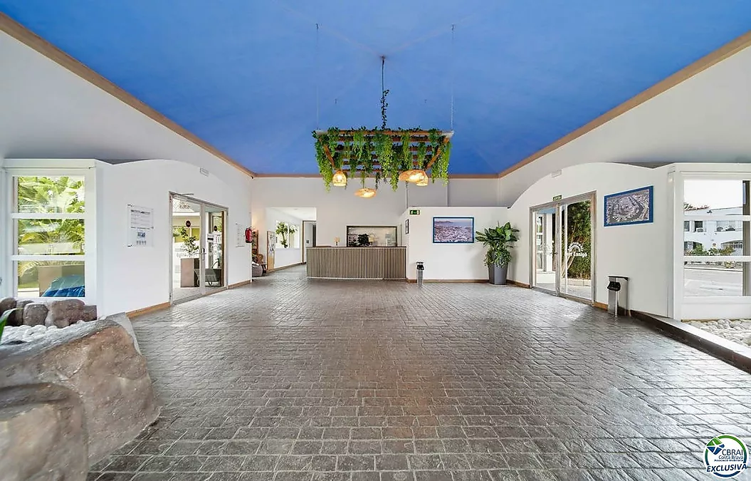 Attique 61 m², avec 60 m² de terrasses-solarium, LICENCE TOURISTI..
