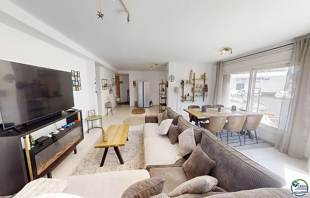 3-Zimmer-Wohnung mit Gemeinschafts-Bootsliegeplatz