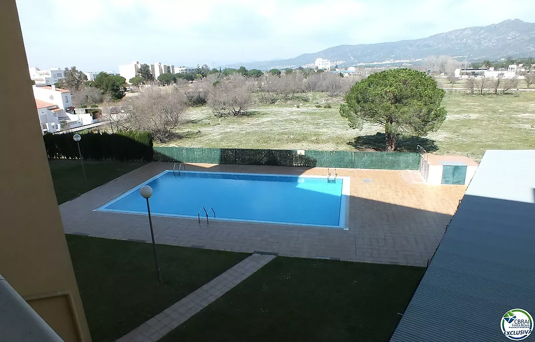 Appartement ensoleillé avec terrasse, place de parking à Santa Margarita