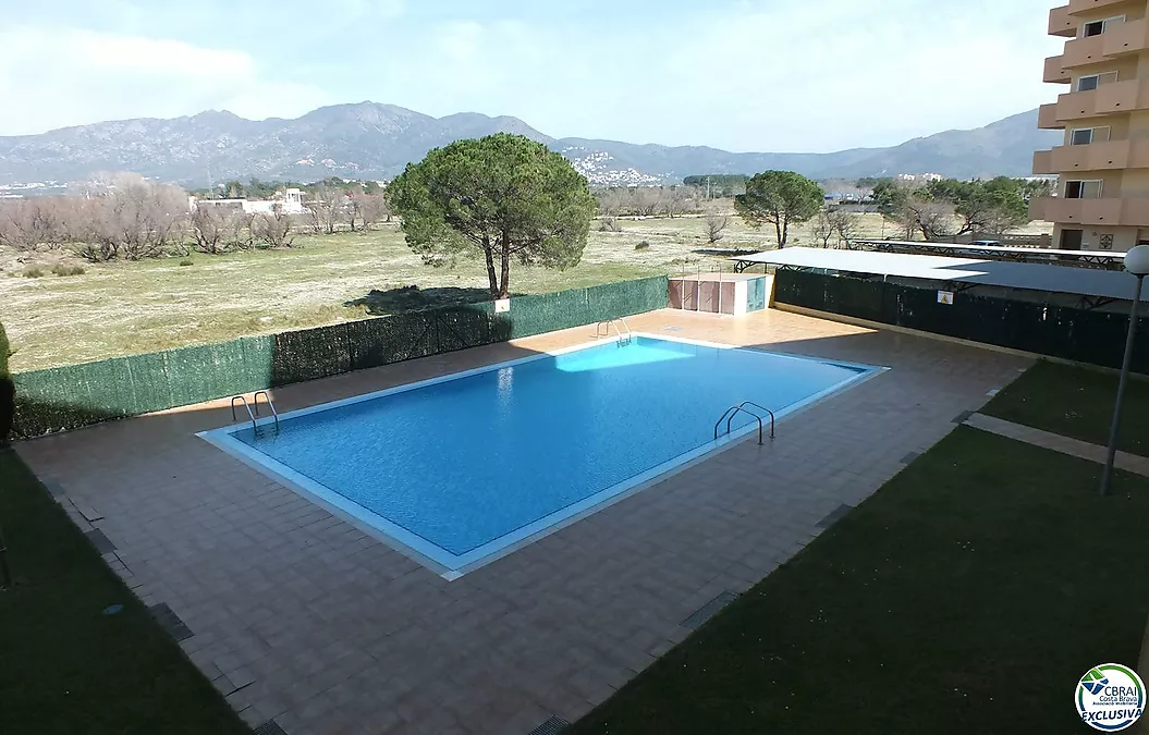 Appartement ensoleillé avec terrasse, place de parking à Santa Margarita