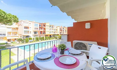 GRAN RESERVA  Magnificent renovated apartment with tourist license, close to the beach and with communal pools and gardens