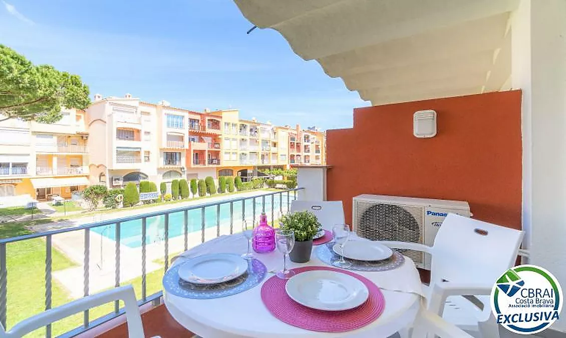 GRAN RESERVA Magnificent renovated apartment with tourist license, close to the beach and with communal pools and gardens