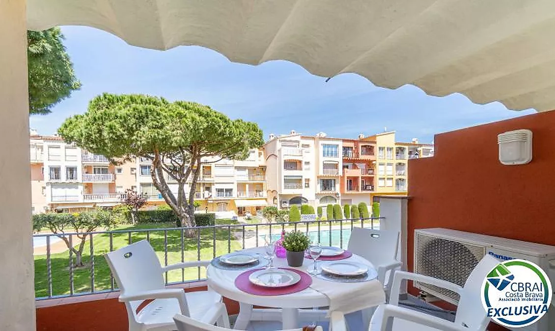 GRAN RESERVA Magnificent renovated apartment with tourist license, close to the beach and with communal pools and gardens