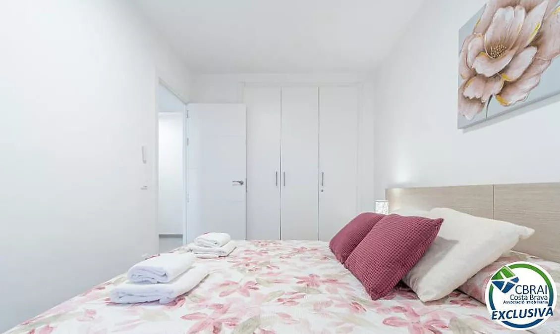 GRAN RESERVA Magnificent renovated apartment with tourist license, close to the beach and with communal pools and gardens