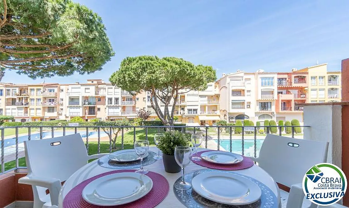 GRAN RESERVA Magnificent renovated apartment with tourist license, close to the beach and with communal pools and gardens