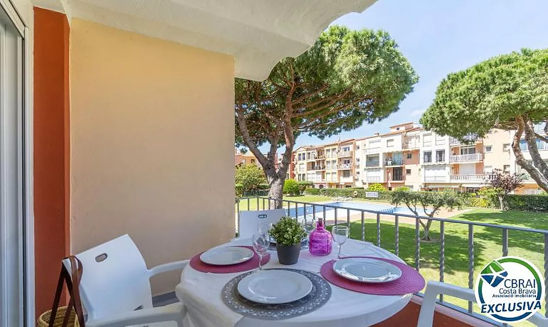 GRAN RESERVA Magnificent renovated apartment with tourist license, close to the beach and with communal pools and gardens