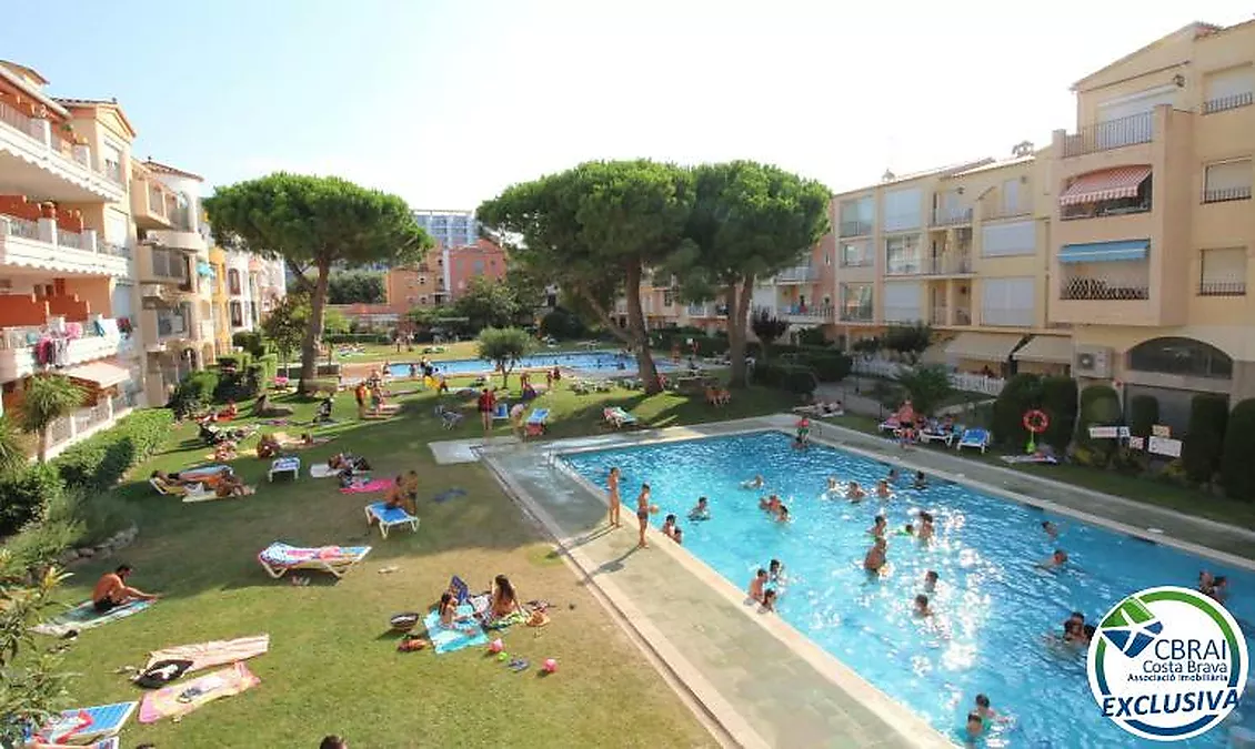 GRAN RESERVA Magnificent renovated apartment with tourist license, close to the beach and with communal pools and gardens