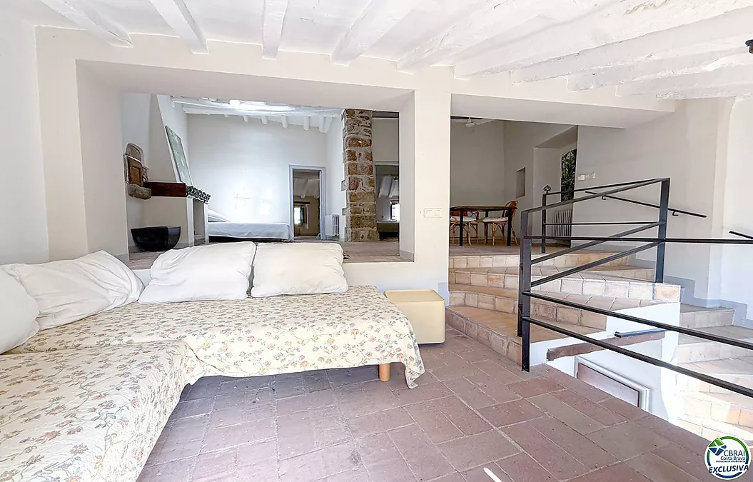 House for sale in Espolla
