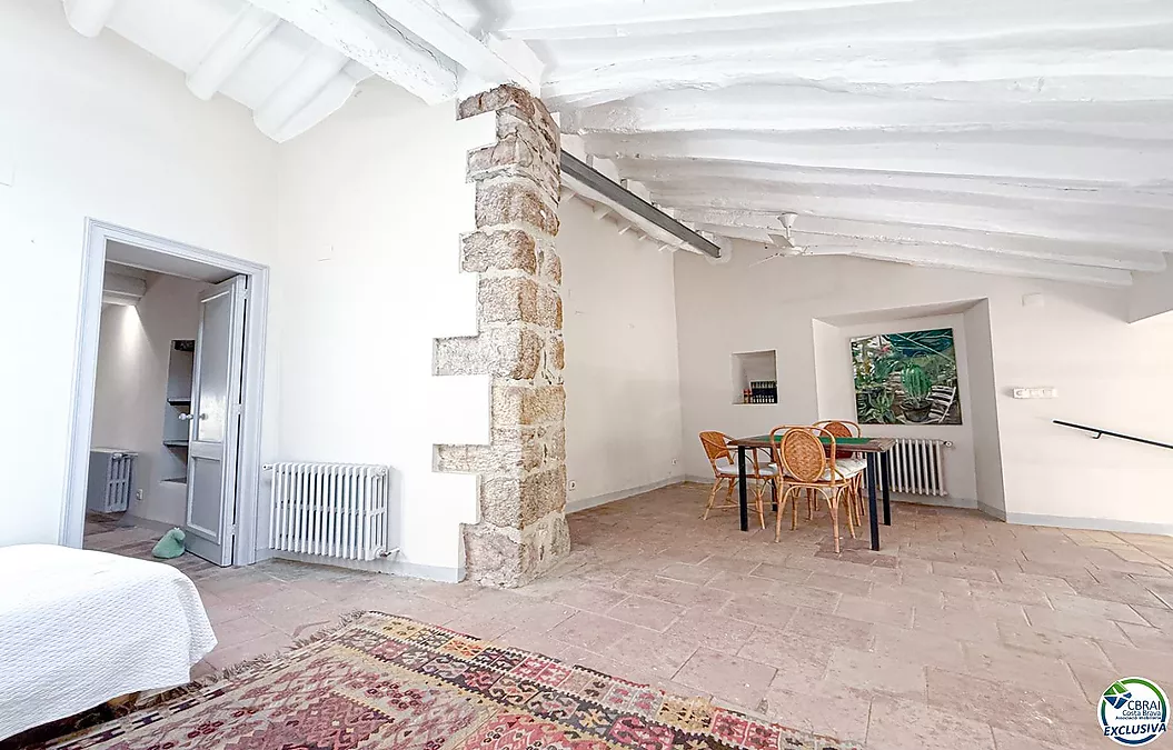 House for sale in Espolla