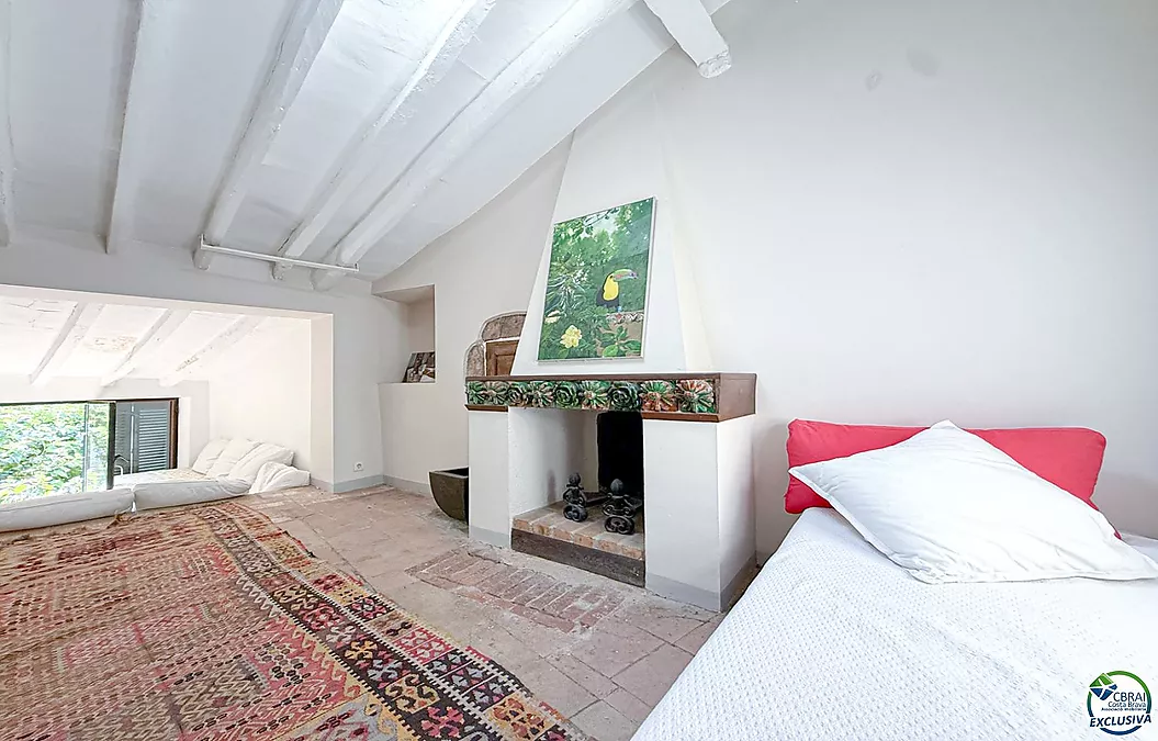 House for sale in Espolla